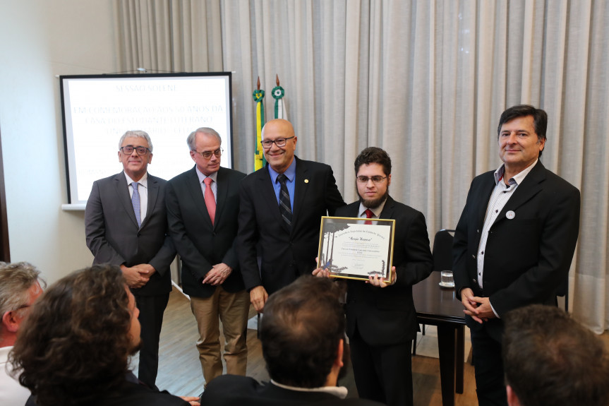 50 anos da Casa do Estudante Luterano Universitário são celebrados na Assembleia Legislativa.