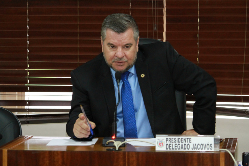 O deputado Delegado Jacovós (PL) comandou a reunião da Comissão de Finanças e Tributação realizada nesta terça-feira (05).