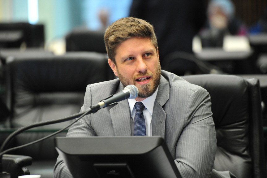 Deputado Requião Filho (MDB).