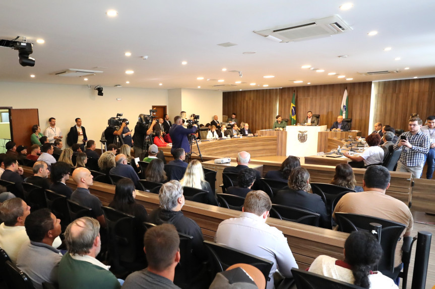 Audiência ocorreu no Auditório Legislativo, na manhã desta terça-feira (16).