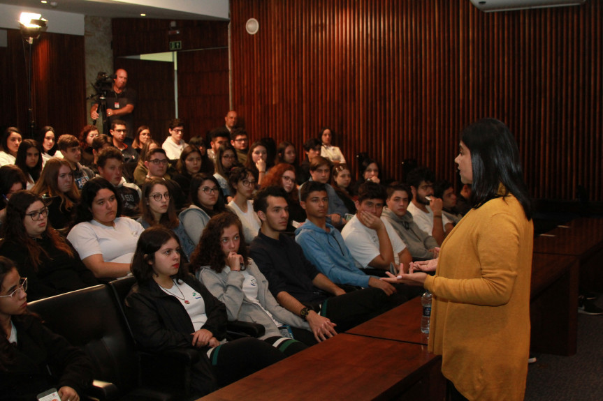 Durante o ano de 2019, 4.188 visitantes, de diversos municípios paranaenses e até do vizinho estado de Santa Catarina, foram recebidos na Assembleia Legislativa.