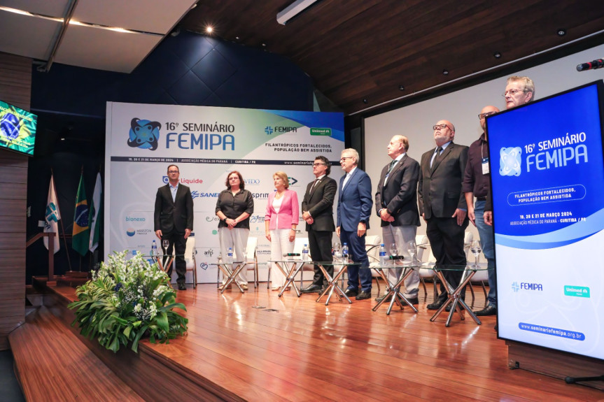 A parlamentar representou, nesta quarta-feira (20/03), a Assembleia Legislativa do Paraná na abertura do 16º Seminário Femipa, a Federação das Santas Casas de Misericórdia e Hospitais Beneficentes do Paraná.