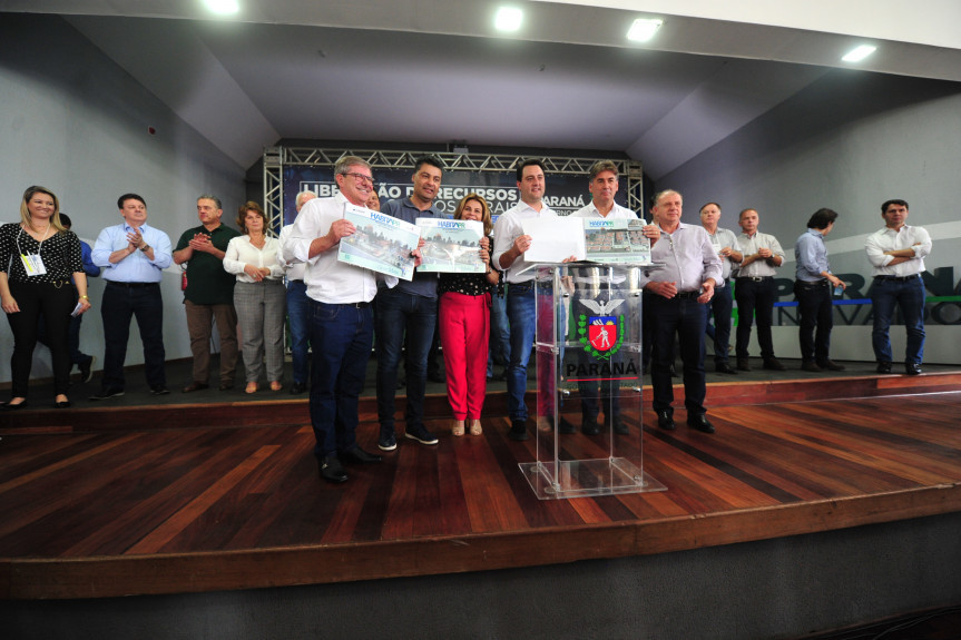 Programa Viver Mais Paraná será realizado em parceria com as prefeituras e visa mais qualidade de vida para as pessoas da melhor idade.