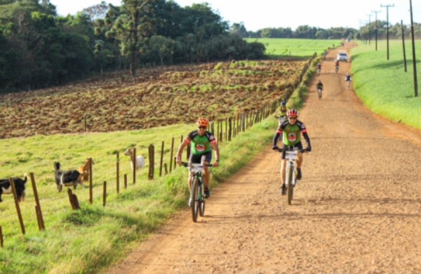 Circuito é integrado por trechos e trilhas que cruzam os municípios de Jataizinho, Ibiporã, Londrina, Cambé, Rolândia, Arapongas e Tamarana.