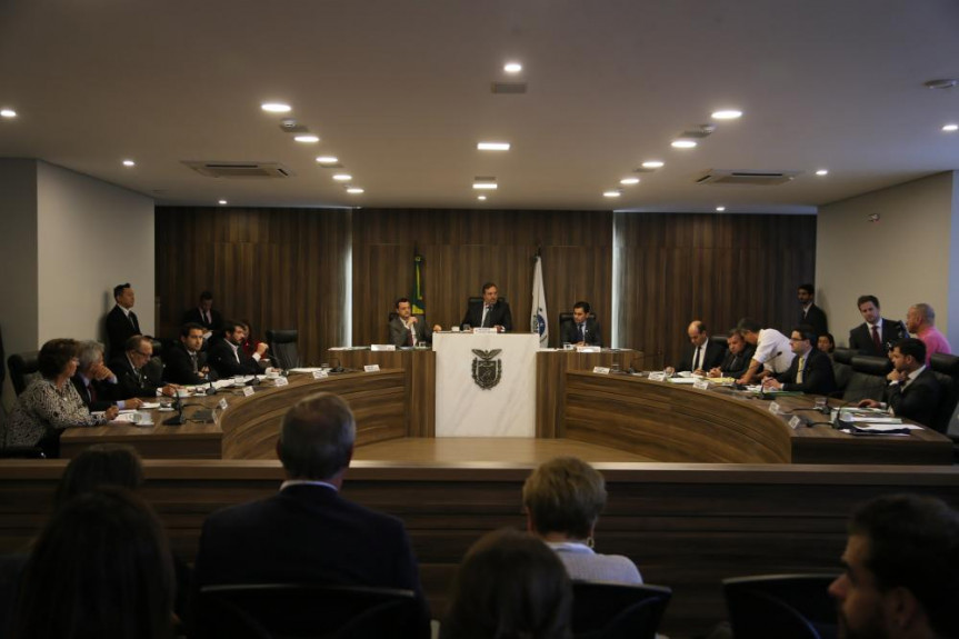 A reunião da CCJ acontece no Auditório Legislativo e é realizada às terças-feiras.