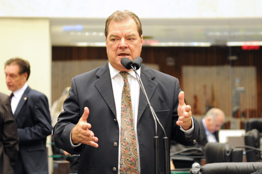 Deputado Caito Quintana, líder da bancada do PMDB.