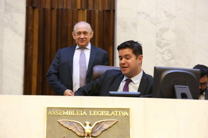 Presidente Ademar Traiano (PSDB) e deputado Guto Silva (PSD).