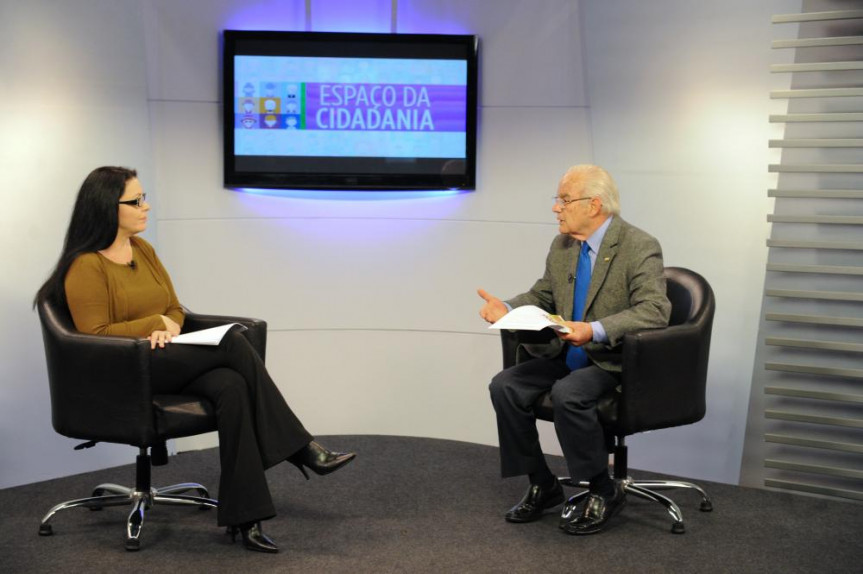 Programa " Espaço da Cidadania" com Accácio Cambi.