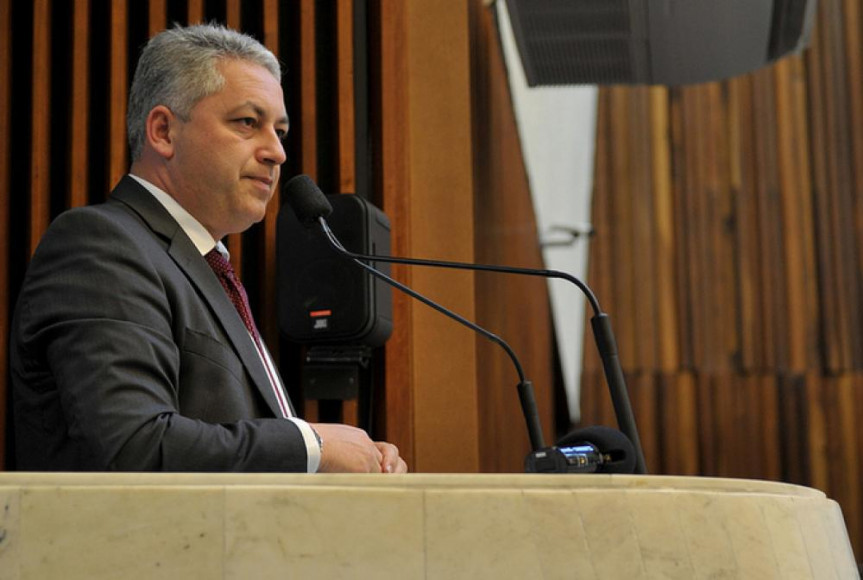 Deputado Douglas Fabrício (PPS).