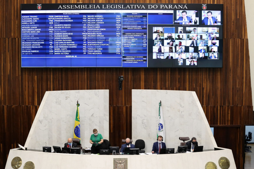 Proposta aprovada pelos deputados faz com que empresas que praticam preços altos de insumos e equipamentos individuais durante calamidade pública sejam proibidas de participar de licitações públicas.