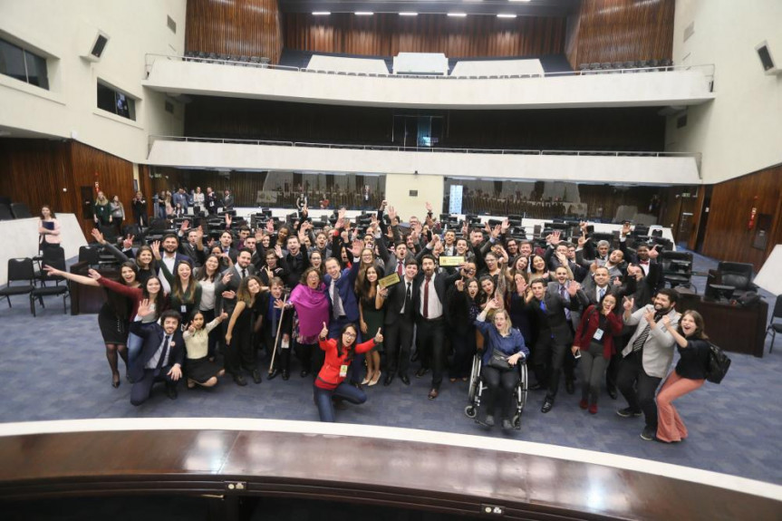 Encerrada a edição 2019 do Parlamento Universitário, a Escola do Legislativo da Alep já pensa no que será feito para 2020.