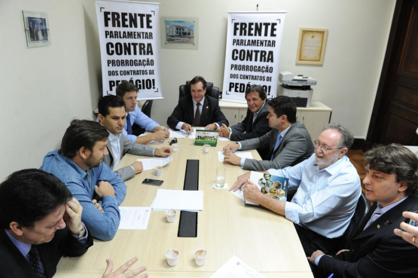 Reunião da Frente Parlamentar contra prorrogação dos contratos dos pedágios.