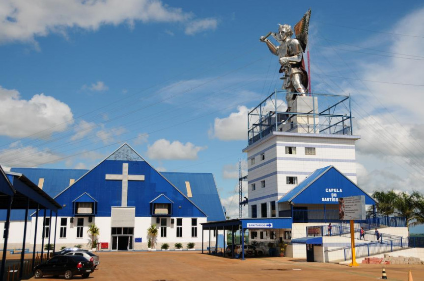 Santuário de São Miguel Arcanjo, em Bandeirantes