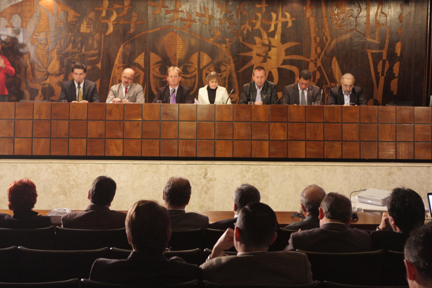Parlamentares debatem com presidentes do TCE e CREA a situação dos pedágios do Paraná 