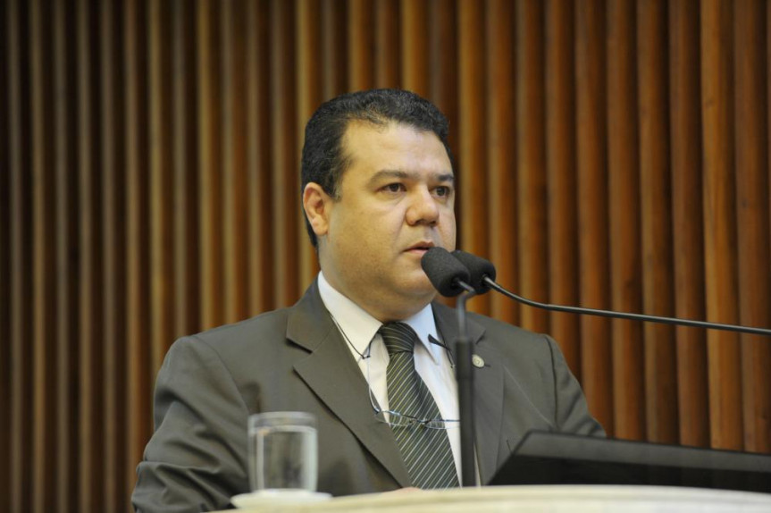  Deputado Estadual Pastor Edson Pratzik (PRB). 