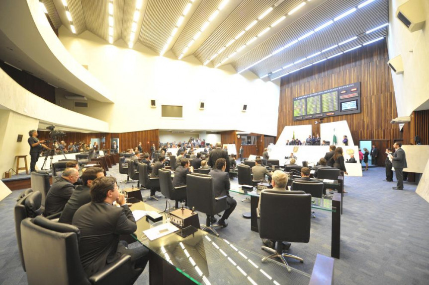 Assembleia aprova ajustes no sistema previdenciário do Estado e projeto segue para sanção governamental