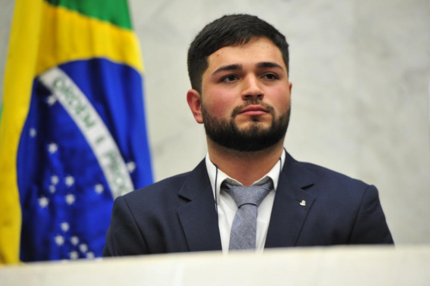 O governador universitário Matheus Felipe Falasco propôs a cobrança escalonada de mensalidade nas universidades estaduais.