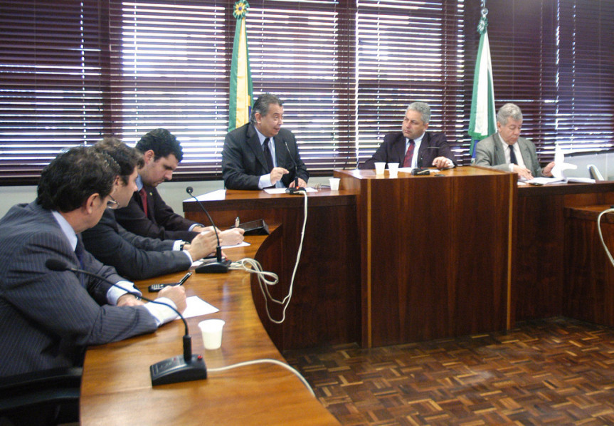 Empresário Juarez Moraes e Silva, diretor superintendente do Terminal de Contêineres de Paranaguá S. A. (TCP), durante depoimento à CPI dos Portos.
