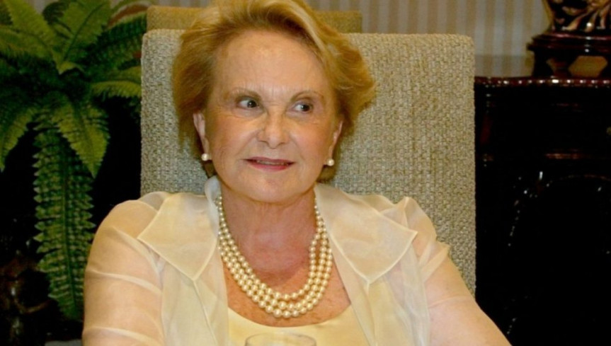 Morre a ex-primeira dama do Estado, Yvone Pimentel.