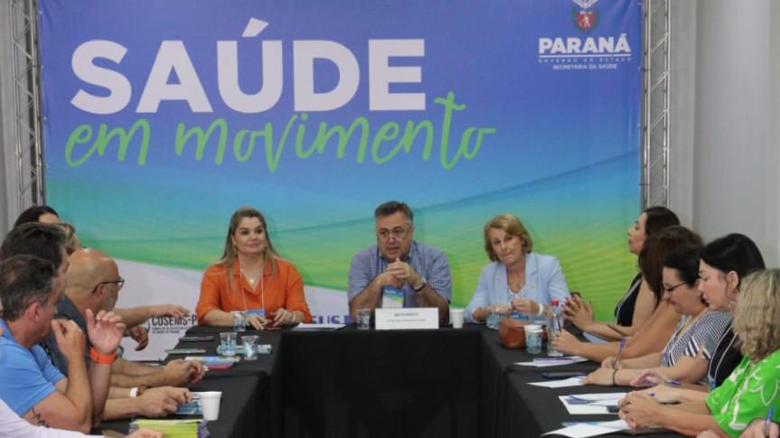 O evento reúne milhares de profissionais do Paraná, gestores estaduais e municipais, além de representantes do Ministério da Saúde.