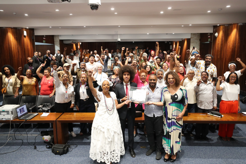 Encontrou celebrou o Dia Internacional pela Eliminação da Discriminação Racial e o Dia Nacional das Tradições das Raízes de Matrizes Africanas e Nações do Candomblé.