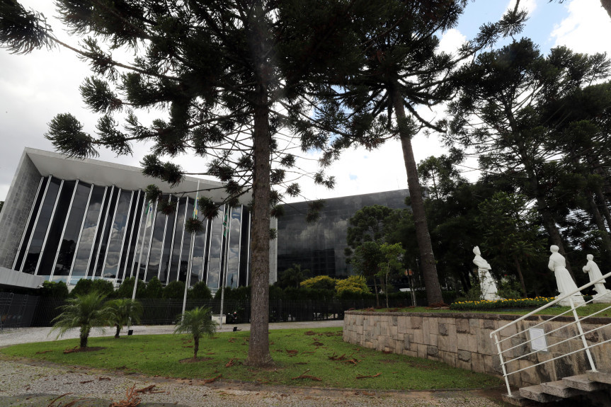 Assembleia vota a redação final do projeto que cria o Selo Empresa Amiga da Mulher na sessão de segunda-feira (22).