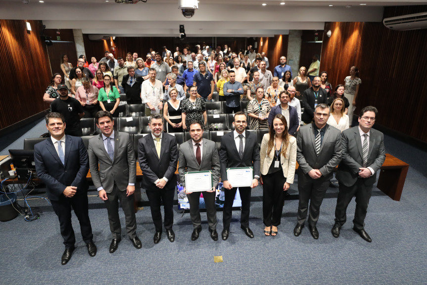 Palestras ocorreram no Plenário da Assembleia Legislativa na tarde desta terça-feira (24).