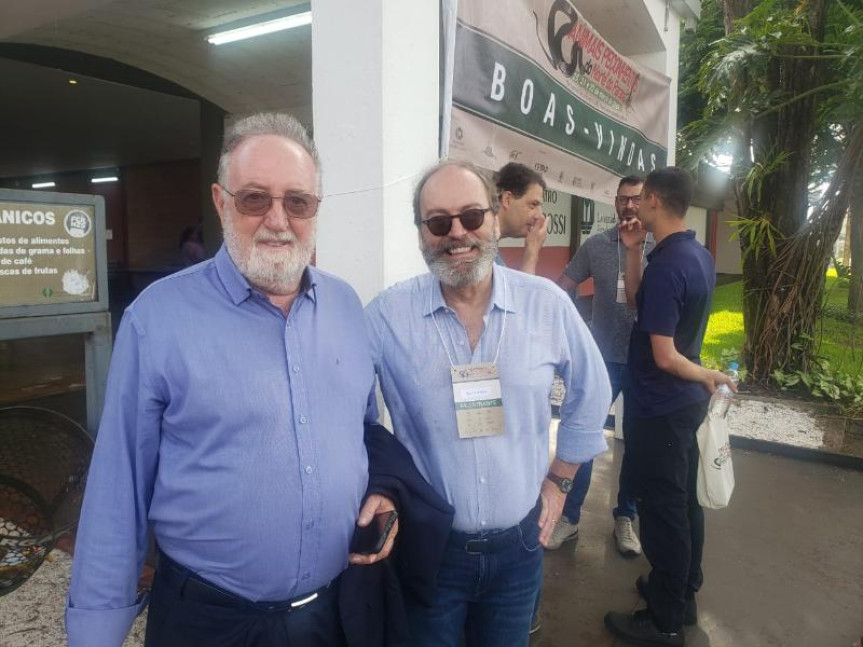 Médico e deputado estadual Tercilio Turini com o pesquisador Erico Vital Brazil, neto do cientista Vital Brazil que desempenhou o soro antiofídico.