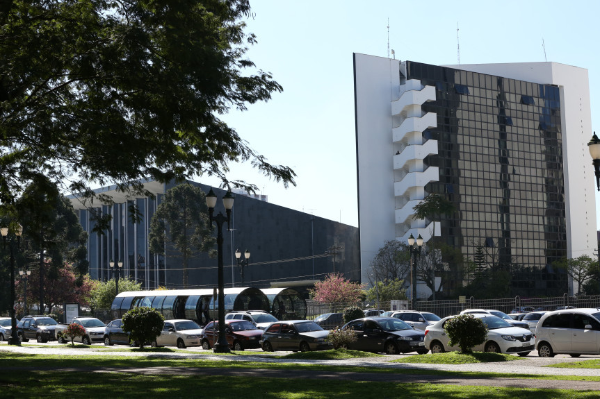 Projeto que prevê aumento real no Salário Mínimo Regional volta a ser debatido na Assembleia na sessão de segunda-feira (12).