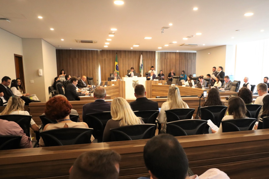 Reunião aconteceu no Auditório Legislativo, no início da tarde desta terça-feira (24).