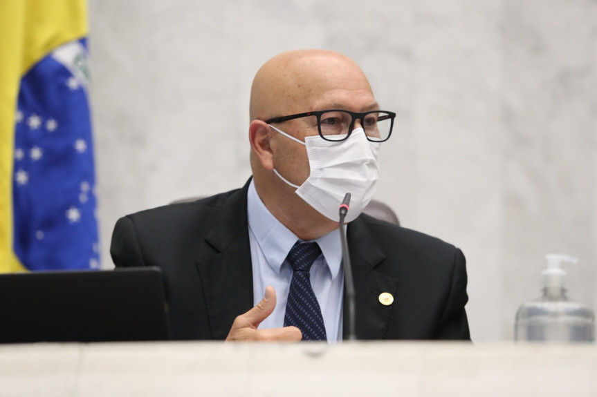 Deputado Luiz Claudio Romanelli (PSB).