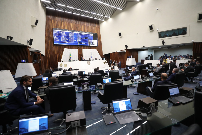 Proposta de combate à importunação sexual no transporte de passageiros avança na Assembleia