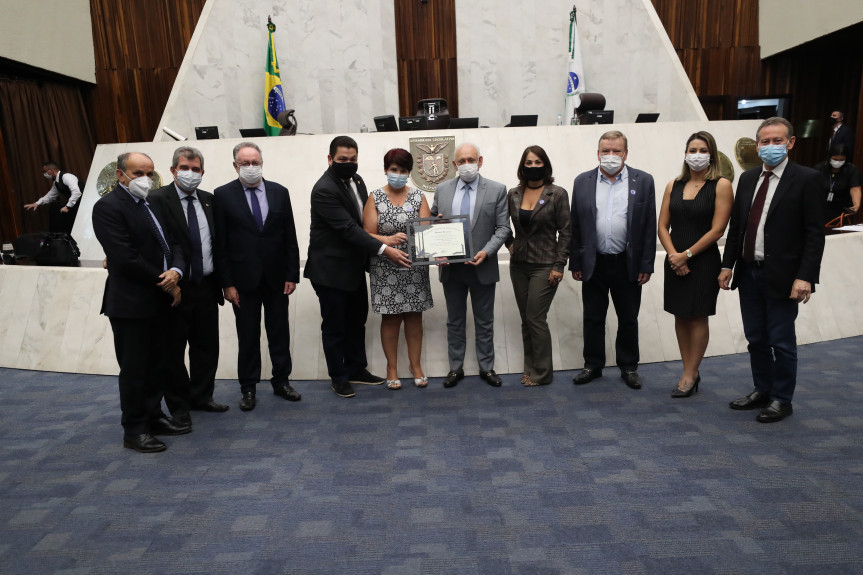 Assembleia Legislativa presta homenagem ao Conselho Regional de Administração