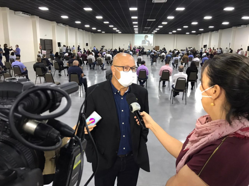 Deputado Luiz Claudio Romanelli (PSB).