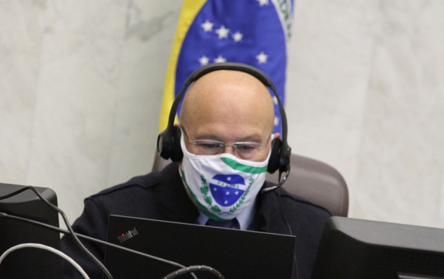 Deputado Luiz Cláudio Romanelli (PSB) um dos autores da lei paranaense que obriga o uso de máscara durante a pandemia do novo coronavírus.