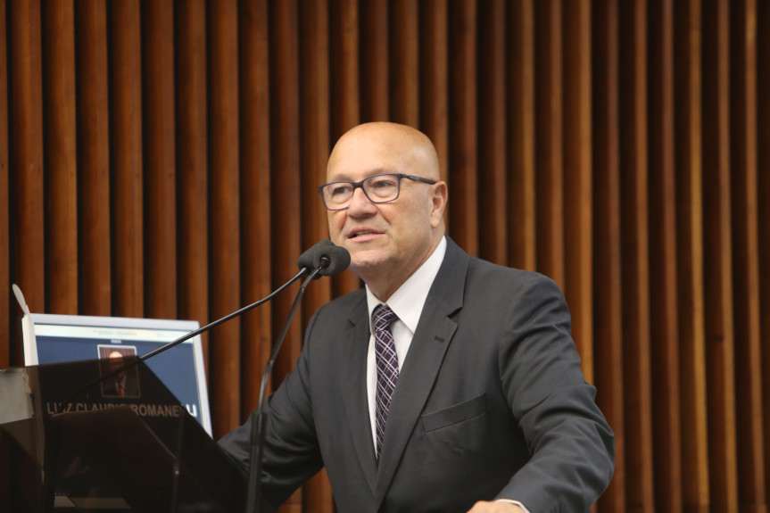 O horário do grande expediente da sessão foi utilizado para a apresentação do Projeto de Irrigação Noroeste.