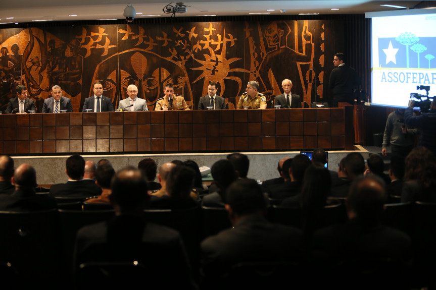 Ministro Nefi Cordeiro realizou palestra de abertura do II Curso de Assessoria Parlamentar da Associação dos Oficiais Policiais e Bombeiros Militares do Estado do Paraná (Assofepar).