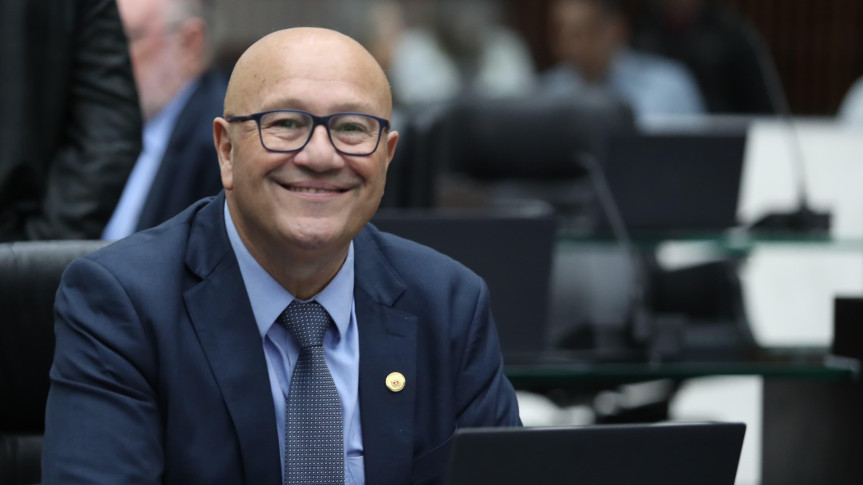 Deputado Luiz Claudio Romanelli (PSD), presidente da Comissão de Orçamento.