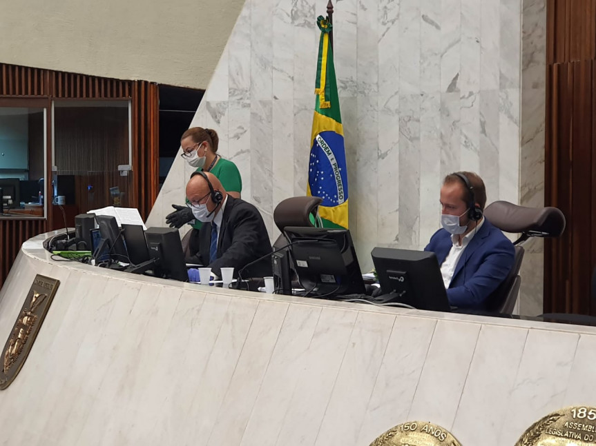 Orçamento para 2021 é aprovado em Comissão da Assembleia Legislativa do Paraná.