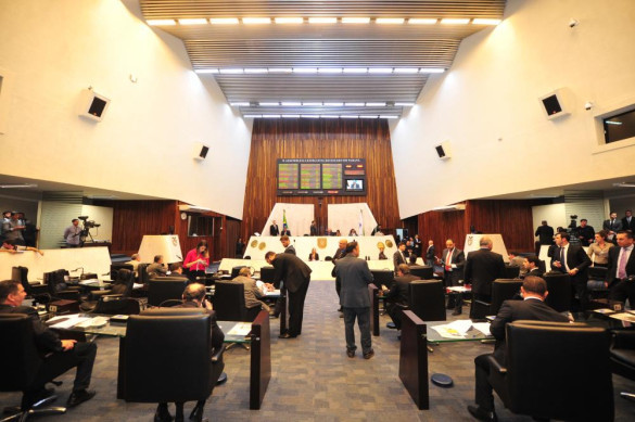 Assembleia aprova cinco projetos com ajustes fiscais do Poder Executivo