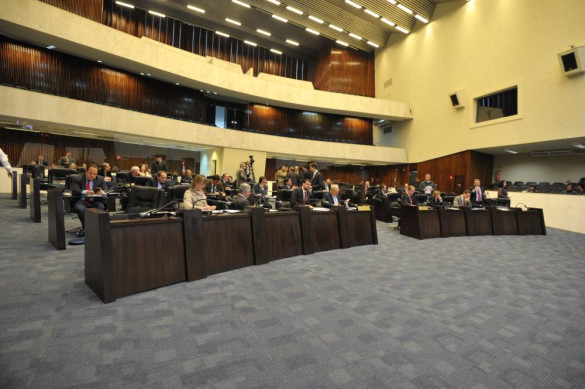 Assembleia aprova reajuste de 6,28% para servidores e membros da Defensoria Pública