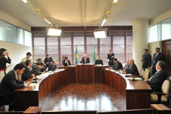 CCJ aprova projeto do Executivo que autoriza pedido de empréstimo de R$ 250 milhões junto ao BNDES
