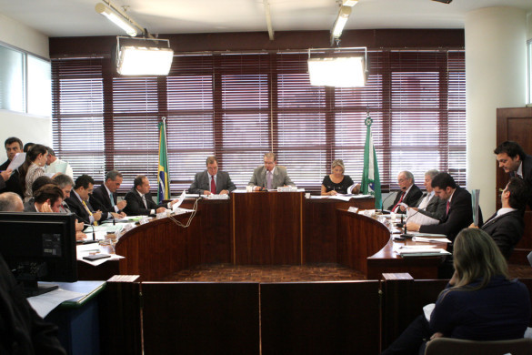 CCJ discute Conselho Parlamentar pela Cultura da Paz