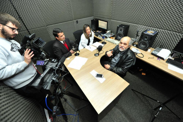 Diretoria de Comunicação lança o programa "Rádio Assembleia"