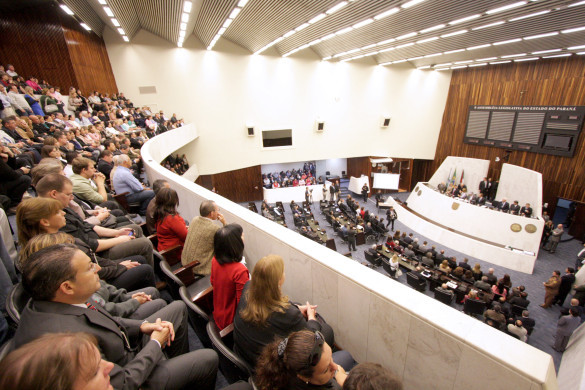 Assembleia promove sessão solene em comemoração ao aniversário de Curitiba