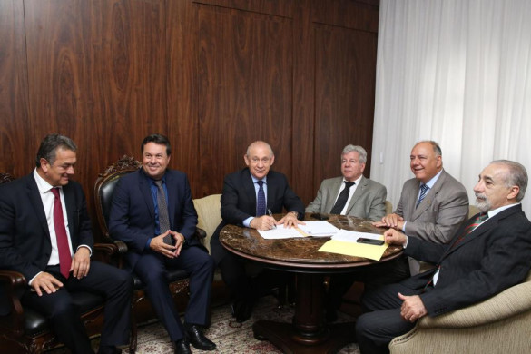 Comissão Executiva promulga emenda que condiciona extração do gás de xisto por "fracking"