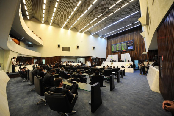 Líderes das bancadas e blocos partidários já estão definidos na Assembleia