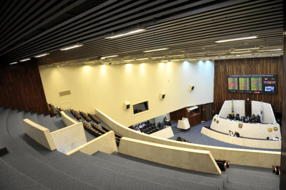 Assembleia aprova projetos que visam garantir políticas de segurança para a mulher