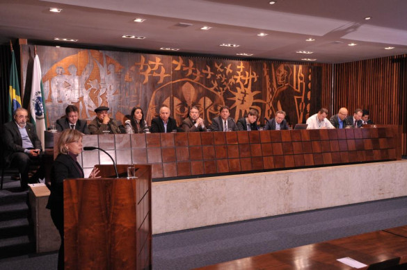 Bloco da Agricultura Familiar é contra a redução de recursos para a compra de itens da merenda escolar