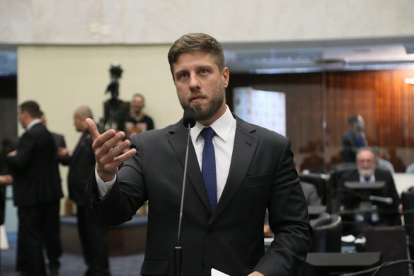 Requião Filho manifesta insatisfação com respostas recebidas do Governo